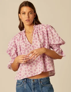 Nicoli Shirts & Blouses<BERRY FLOWER PRINT SHIRT Mora