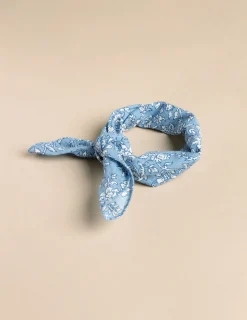 Nicoli Mini scarves|Neckerchiefs<BLUE FLORAL SCARF Azules claros