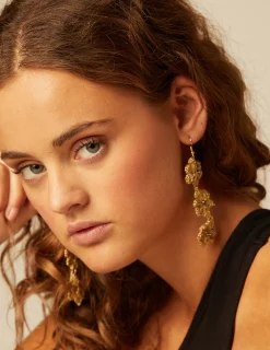 Nicoli Earrings<GOLDEN CROCHET EARRINGS Metalizados