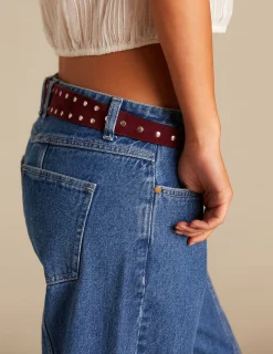 Nicoli Belts<MAROON STUDDED SUEDE BELT Grises antracitas