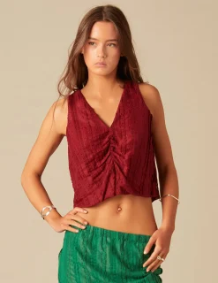 Nicoli Tops<OCHRE LACED TOP Rojos