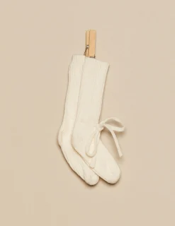 Nicoli Bootees<WHITE BOOTEES Rosas