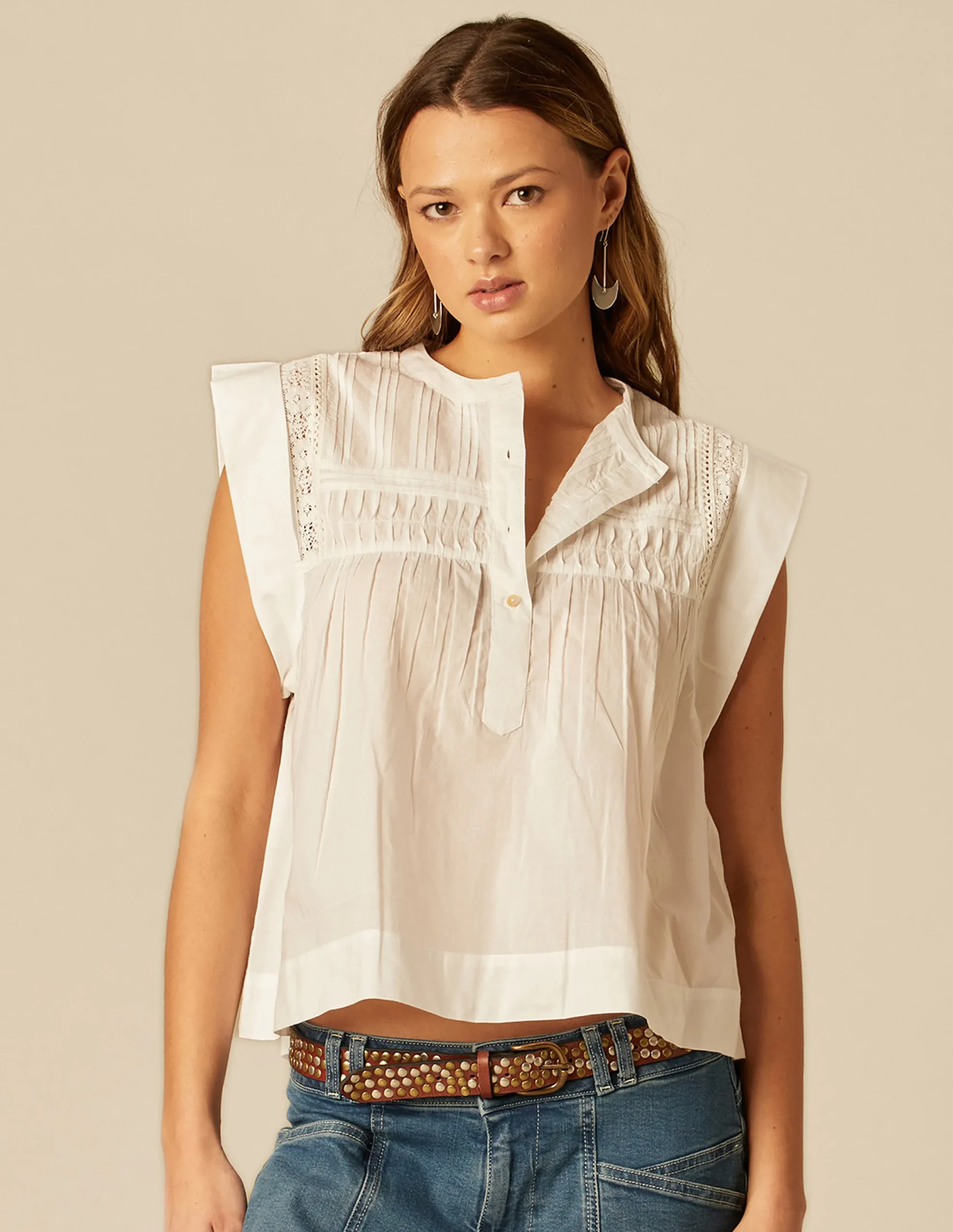 Nicoli Shirts & Blouses<WHITE SLEEVELESS SHIRT Blancos